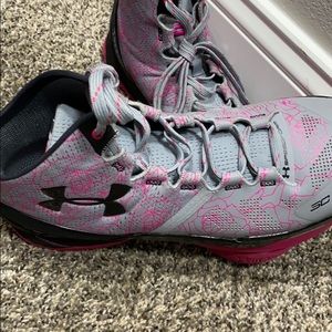 UA mother day’s Stephen curry